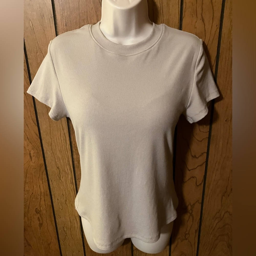 Klassy Network Beige Short Sleeve Top in Large